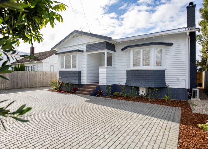  at 43 Wairau Avenue, Avondale, Auckland City, Auckland