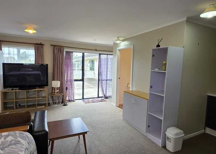  at 2 Gardenia Avenue, Bell Block, New Plymouth