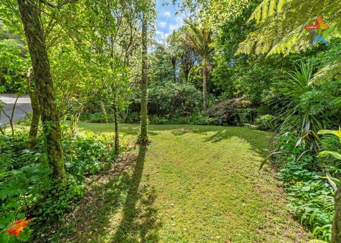  at 7 Palm Grove, Belmont, Lower Hutt