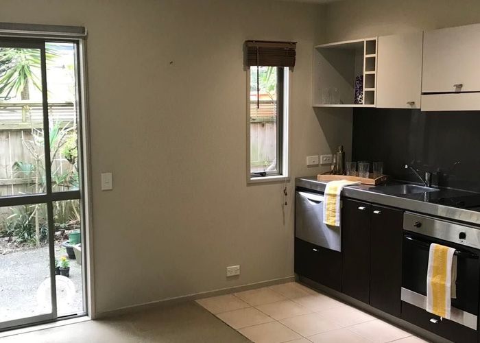  at 21 Hunters Park Drive, Three Kings, Auckland City, Auckland