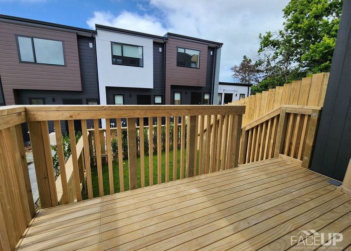  at 15/241 Don Buck Road, Massey, Auckland