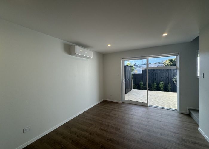  at 3/5  Preston Avenue, Henderson, Waitakere City, Auckland