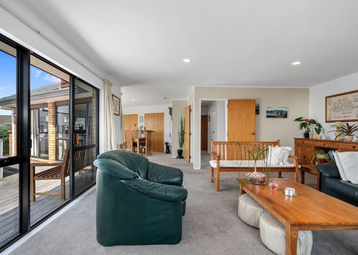  at 5 Kingshaven Close, Mount Roskill, Auckland City, Auckland