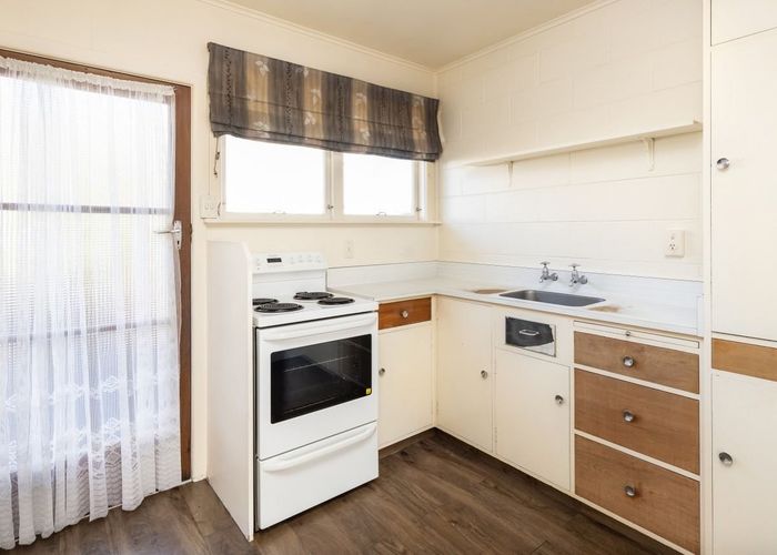  at 2/1 Ward Street, Springlands, Blenheim