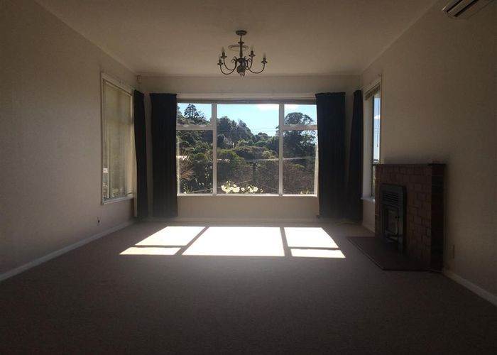  at 41 Larsen Crescent, Tawa, Wellington