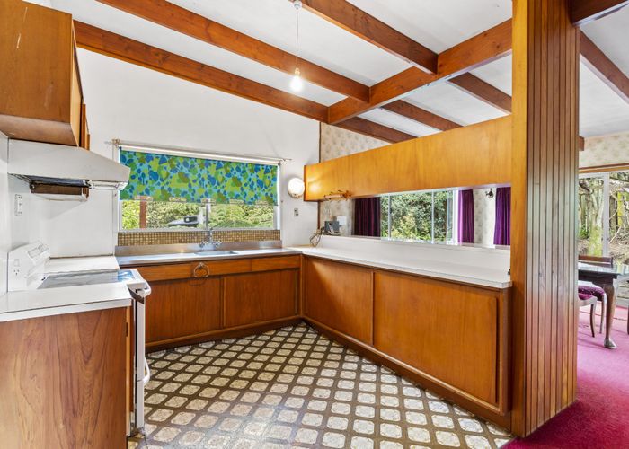  at 11 Vinceroy Place, Green Bay, Auckland