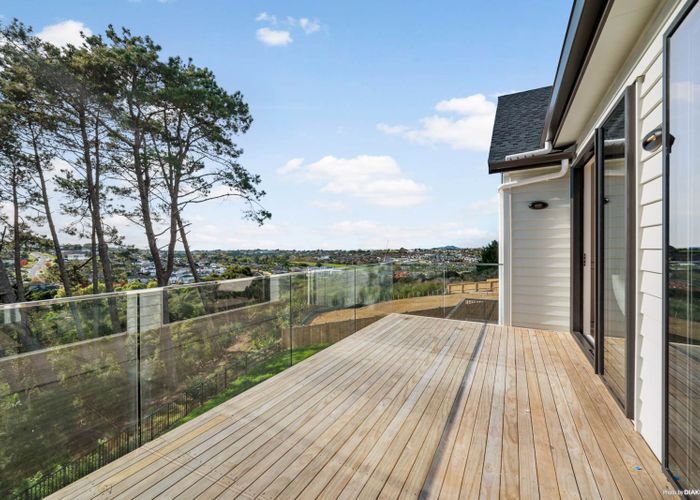  at 33 Kewa Road, Albany Heights, Auckland