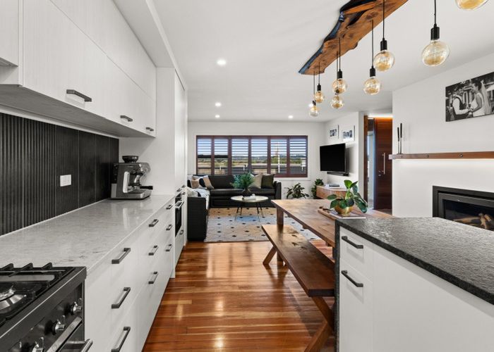  at 62 Meeanee Quay, Westshore, Napier, Hawke's Bay