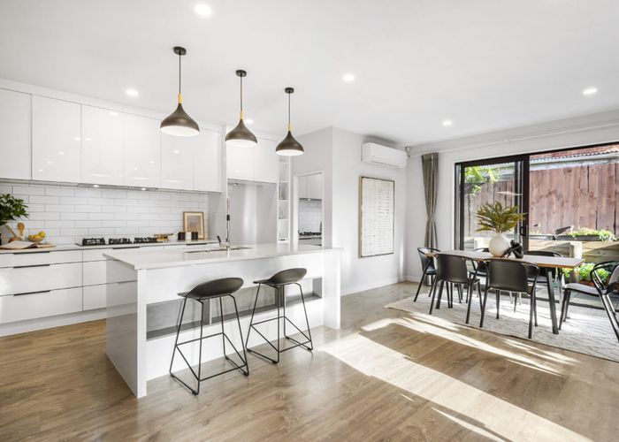  at 71 Francis Street, Hauraki, North Shore City, Auckland