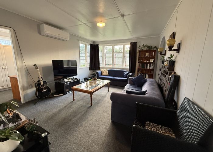  at 44 Hobson Drive, Panmure, Auckland City, Auckland