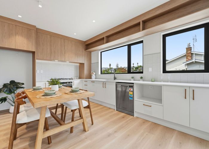  at Lot 1/30 Kiteroa Terrace, Rothesay Bay, North Shore City, Auckland