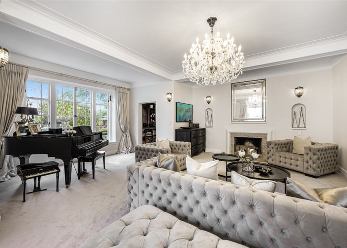  at 46 Mountain Road, Epsom, Auckland