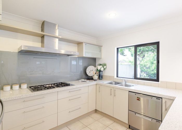  at 46 Oakway Drive, Schnapper Rock, Auckland