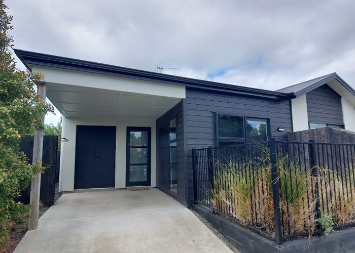  at 1/152 Old Farm Road, Hamilton East, Hamilton, Waikato