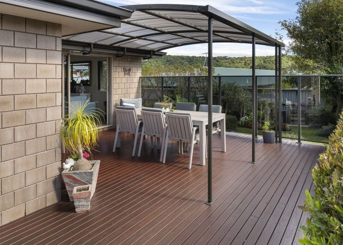  at 18 Admiralty Place, Waikawa, Picton