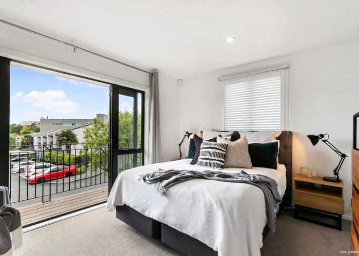  at 1/3 Burton Street, Grafton, Auckland