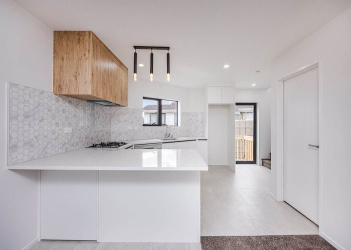  at 1/21 Caringbah Drive, Papatoetoe, Manukau City, Auckland