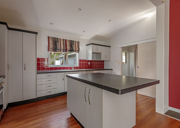  at 2 Kowhai Street, Tokomaru
