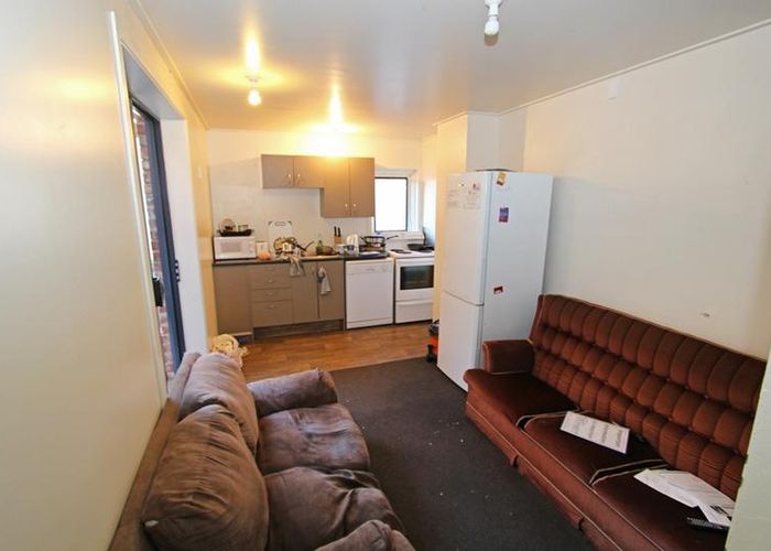  at 132 Albany Street, North Dunedin, Dunedin