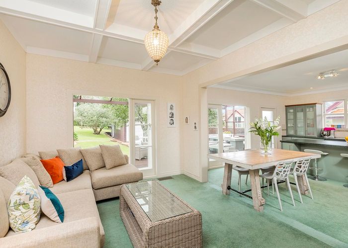  at 2 Elgar Street, Royal Oak, Auckland