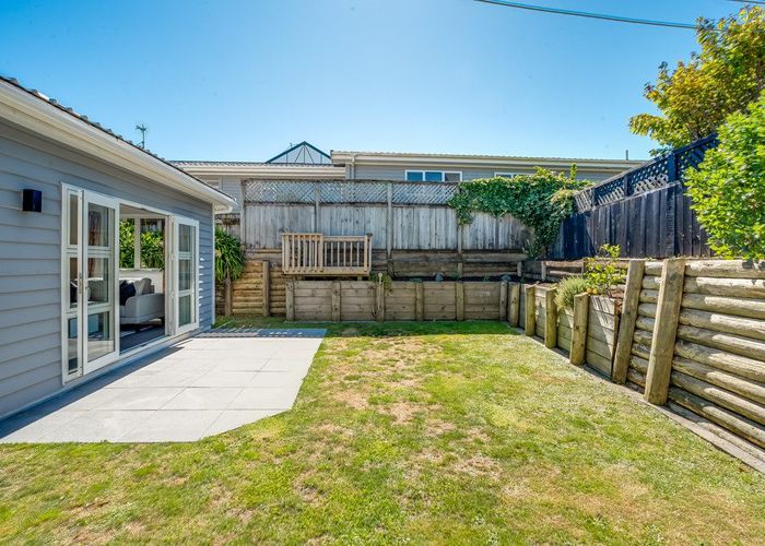  at 33 Dominion Park Street, Johnsonville, Wellington, Wellington