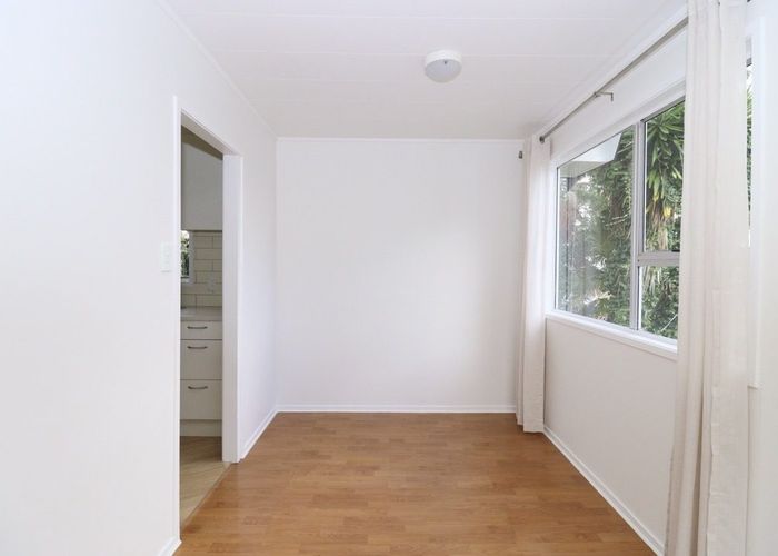 at 71 Casuarina Road, Half Moon Bay, Manukau City, Auckland