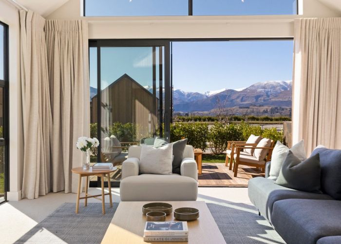  at 71 Kawarau Heights Boulevard, Lake Hayes, Queenstown-Lakes, Otago