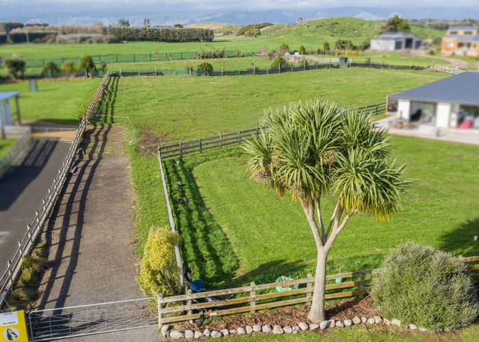  at 11 Grefor Lane, Waitarere, Levin