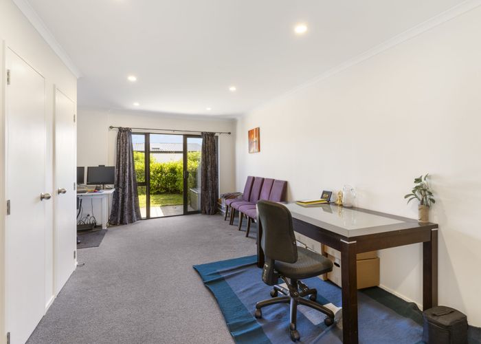 at 41 Alliance Lane, Papakura, Papakura