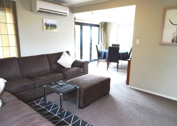  at 2 Rata Street, Tokomaru
