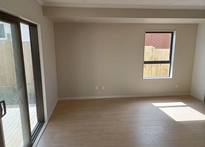  at 10B Roberts Road, Te Atatu South, Waitakere City, Auckland