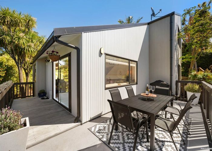  at 18A Rapallo Place, Farm Cove, Manukau City, Auckland