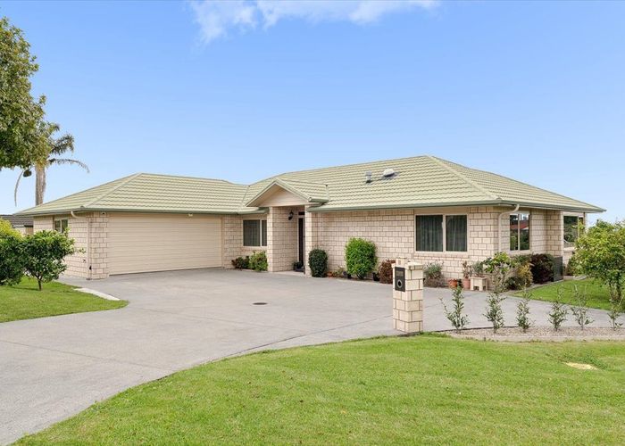  at 11 Maddison Place, Welcome Bay, Tauranga, Bay Of Plenty