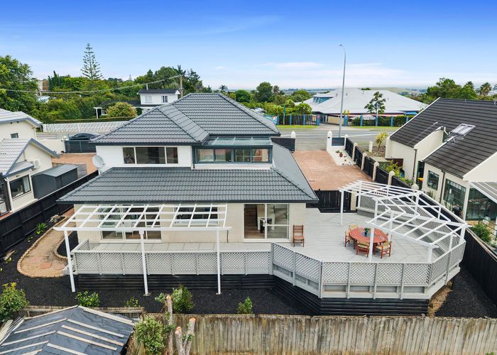  at 214 Whitford Road, Shamrock Park, Manukau City, Auckland