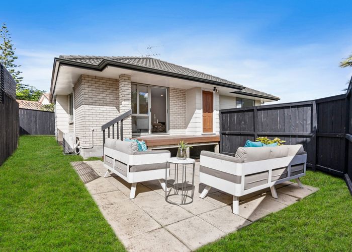  at 76 Drake Street, Howick, Auckland