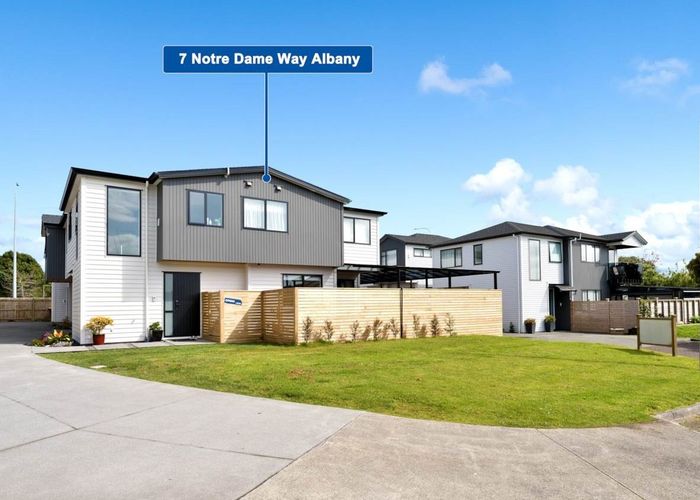  at 7 Notre Dame Way, Albany, Auckland