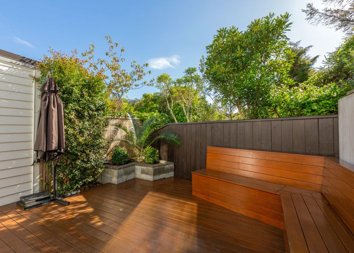  at 14/7 Handyside Street, Tawa, Wellington