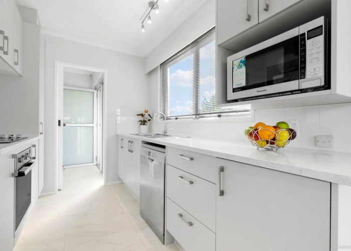  at 12 Stanniland Street, Sunnyhills, Manukau City, Auckland