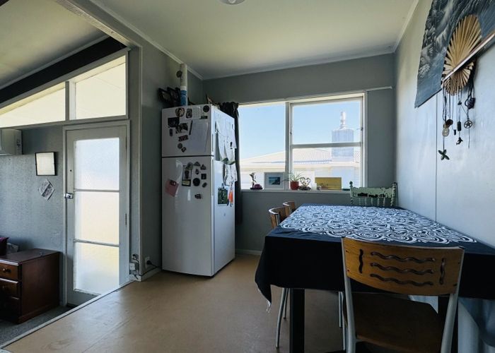  at 18A Sylvan Crescent, Te Atatu South, Auckland