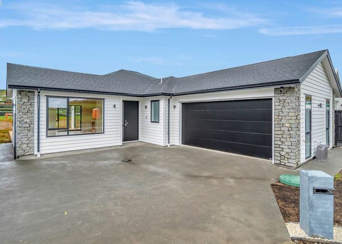  at 12 Te Ara Hikoi, Pukekohe