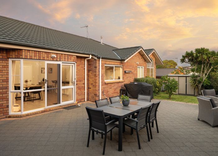  at 7 Guernsey Place, Grandview Heights, Hamilton