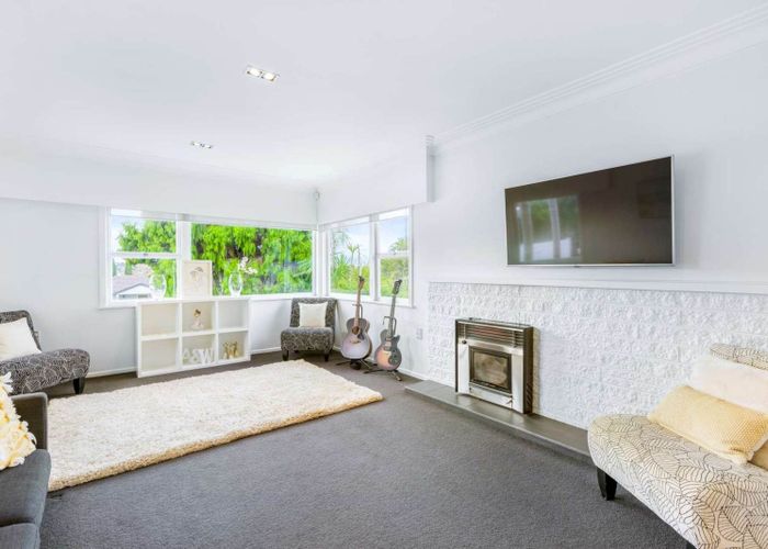  at 118 Union Road, Howick, Auckland