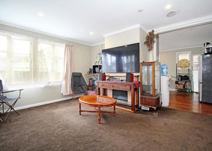  at 81 Fairburn Road, Otahuhu, Auckland