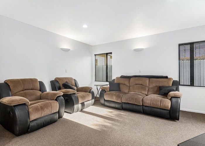  at 15a Puriri street, Woburn, Lower Hutt, Wellington
