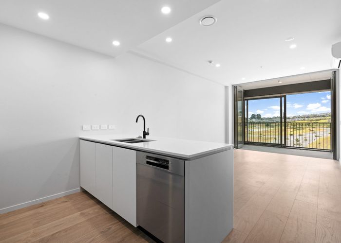  at 402/2A Munroe Lane, Albany, North Shore City, Auckland