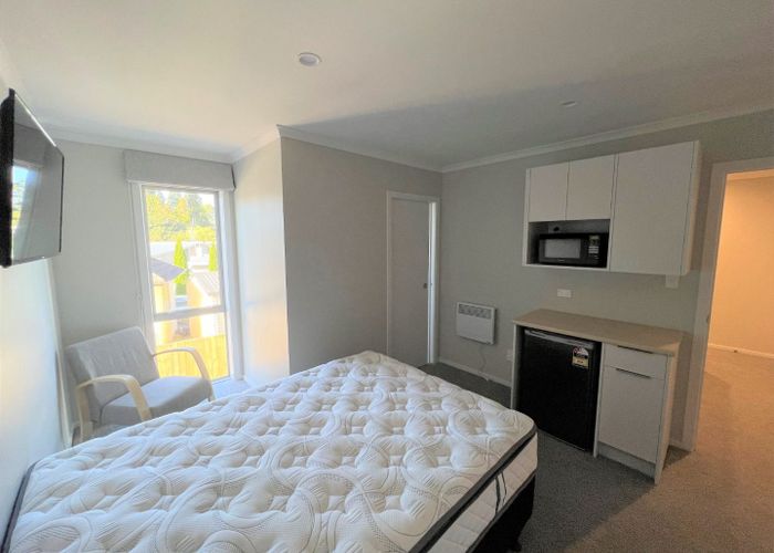  at 1/20 Dowding Street (Room D), Melville, Hamilton, Waikato