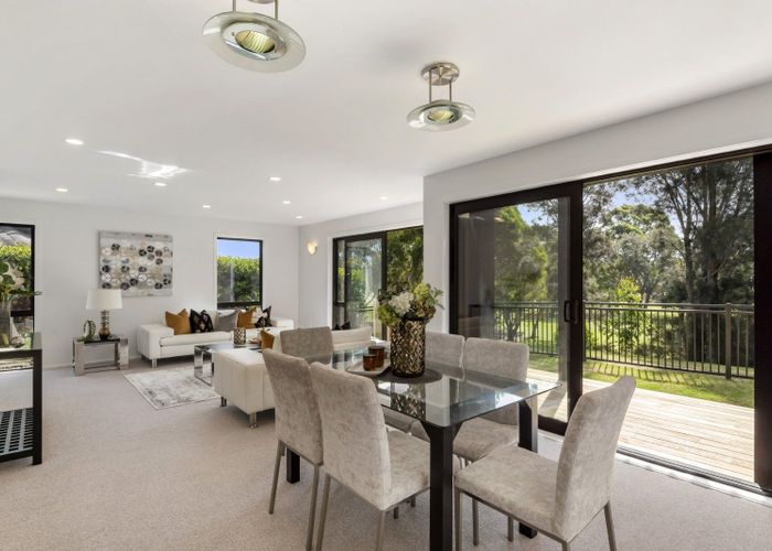  at 32 Hoani Glade, Saint Johns, Auckland