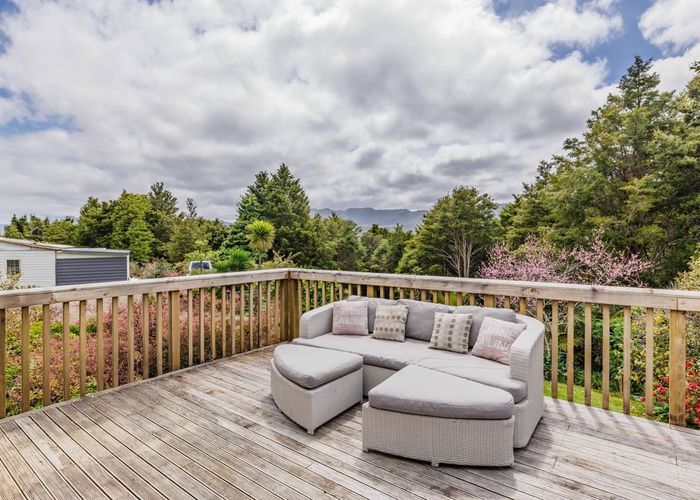  at 6754 State Highway 12, Waimamaku