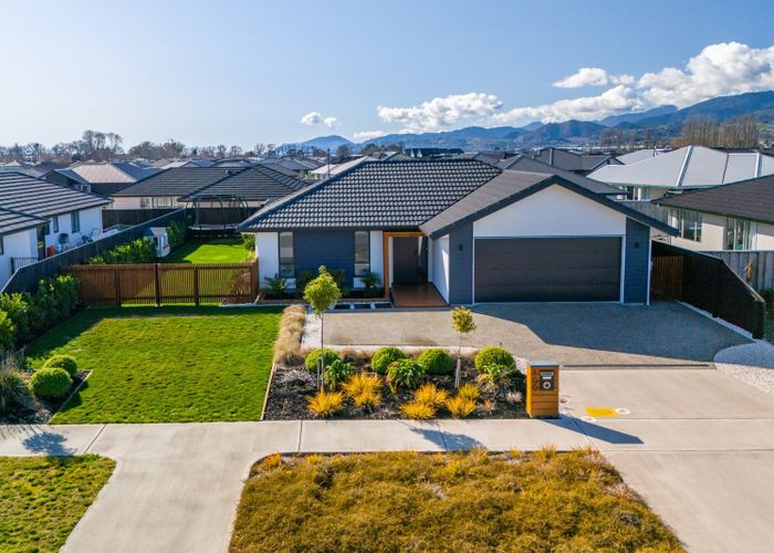  at 100 Berryfield Drive, Appleby, Richmond