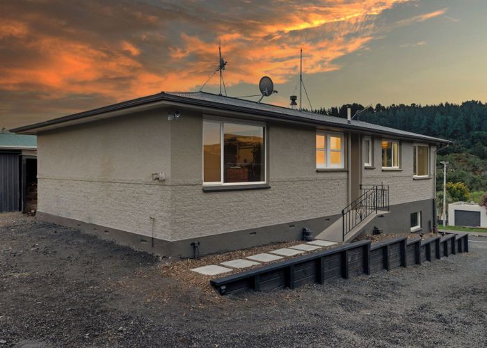  at 98 Martin Road, Fairfield, Dunedin, Otago